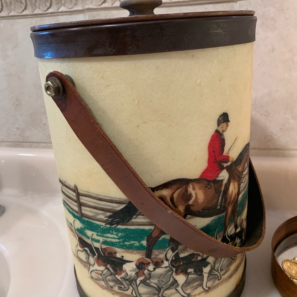 Hunt scene ice bucket